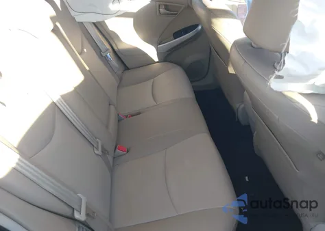 2015 Toyota Prius Four z USA, uszkodzony, nr VIN JTDKN3DU9F1895841